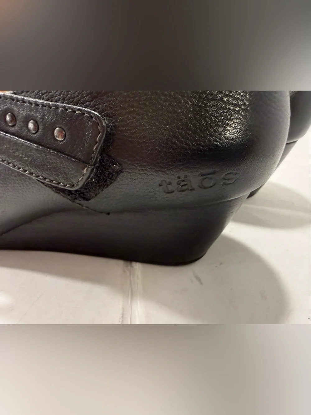 Taos Urge Black Leather Mary Jane Wedge Heel Shoes Size 8 Ankle Strap